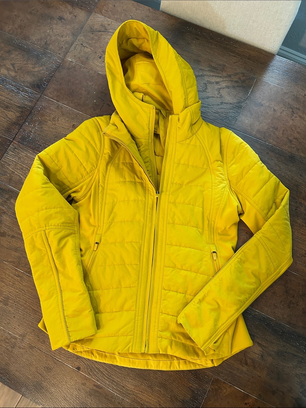 Lululemon Another Mile Jacket Dark Yellow Quilted Full Zip Hooded Sz 8